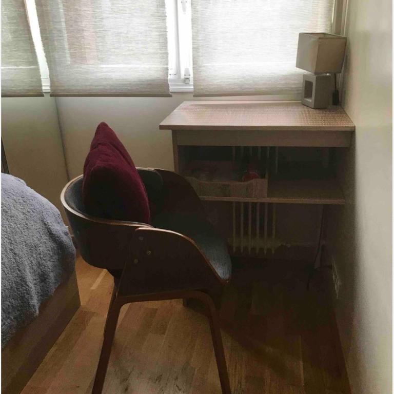 2 pièces lumineux et calme à Paris - Appartement 1 Chambre - 18