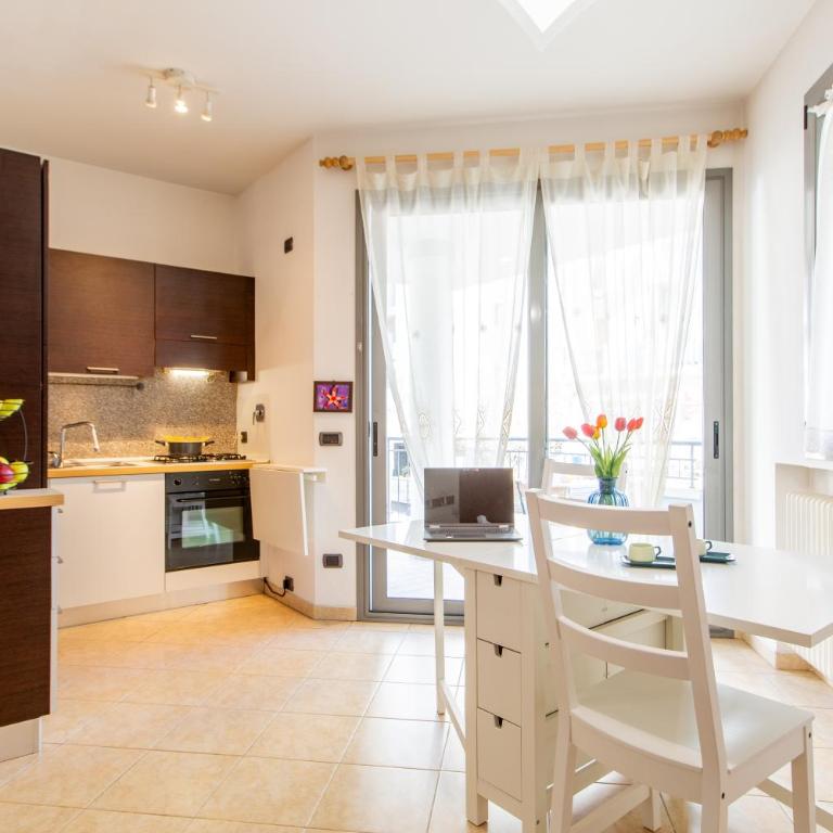 Appartamenti Desi Riccione - Two-Bedroom Apartment - 2