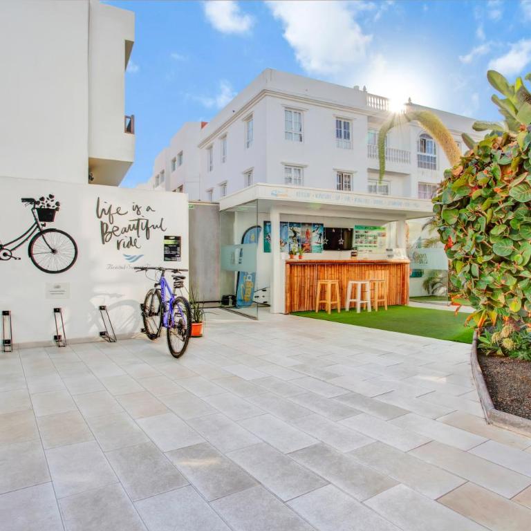 Paradise Sun - Stylish 1BR Apartment with Pool, Terrace & Rooftop Bar, 100 m from Corralejo Beach - Apartamento de 1 dormitorio - 9