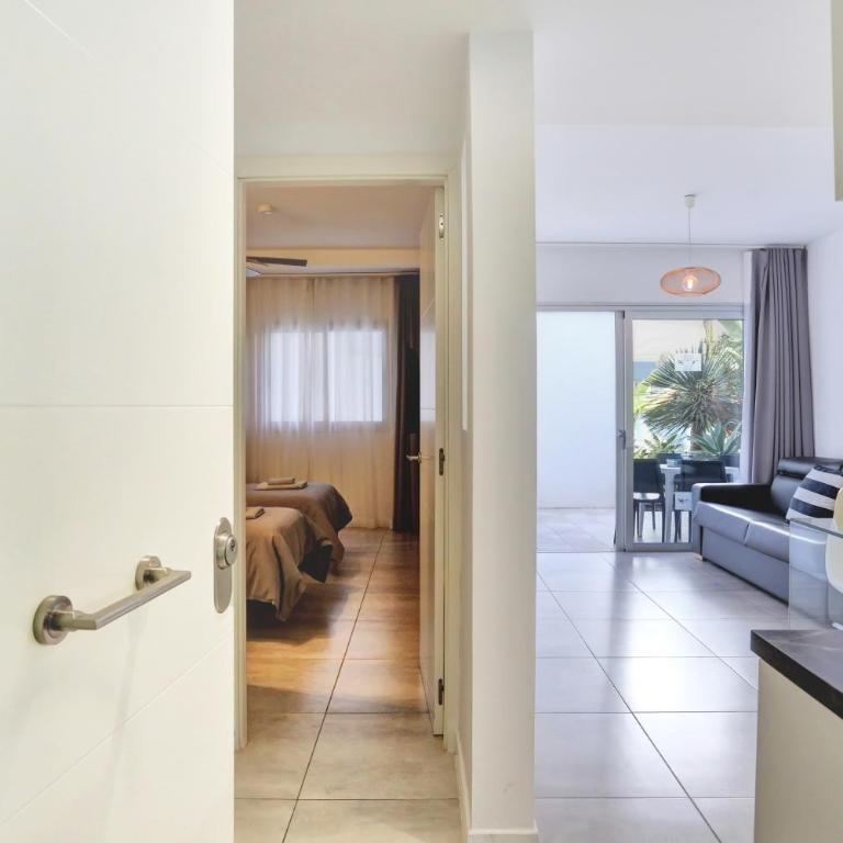 Paradise Sun - Stylish 1BR Apartment with Pool, Terrace & Rooftop Bar, 100 m from Corralejo Beach - Apartamento de 1 dormitorio - 7