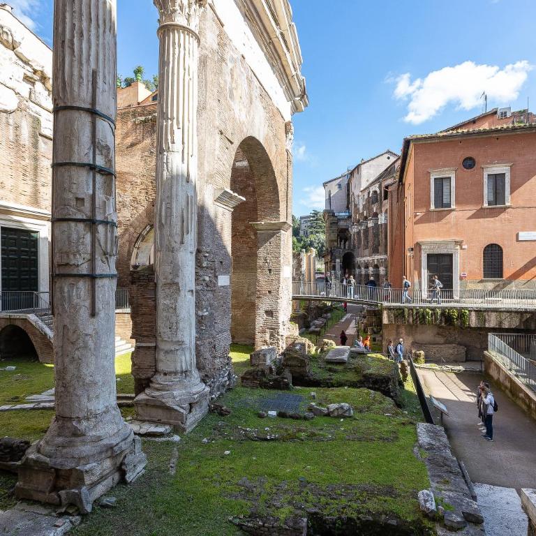 Amazing Elegant Jewish Ghetto - One-Bedroom Apartment - 2