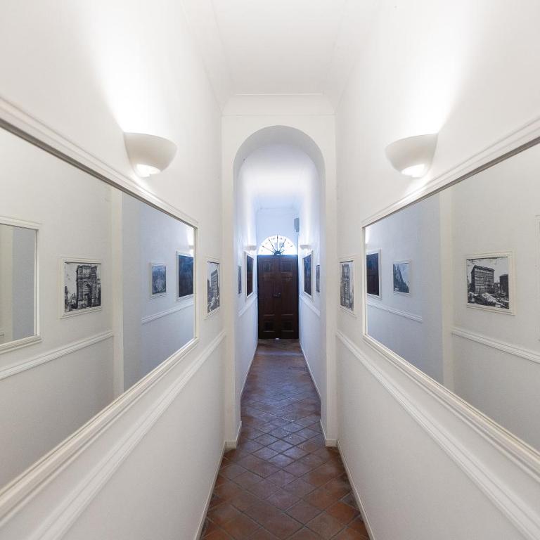 Amazing Elegant Jewish Ghetto - One-Bedroom Apartment - 18