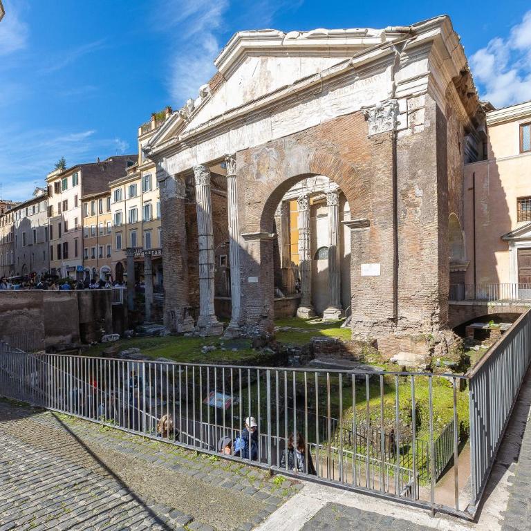 Amazing Elegant Jewish Ghetto - One-Bedroom Apartment - 33