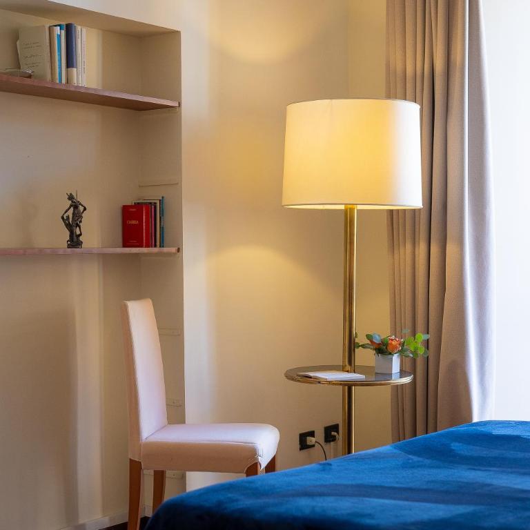 Amazing Elegant Jewish Ghetto - One-Bedroom Apartment - 35