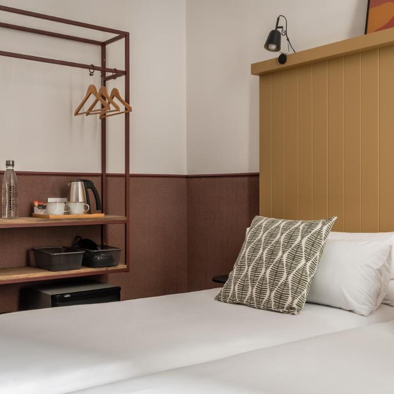 BYPILLOW Ramblas - Twin Room - 4