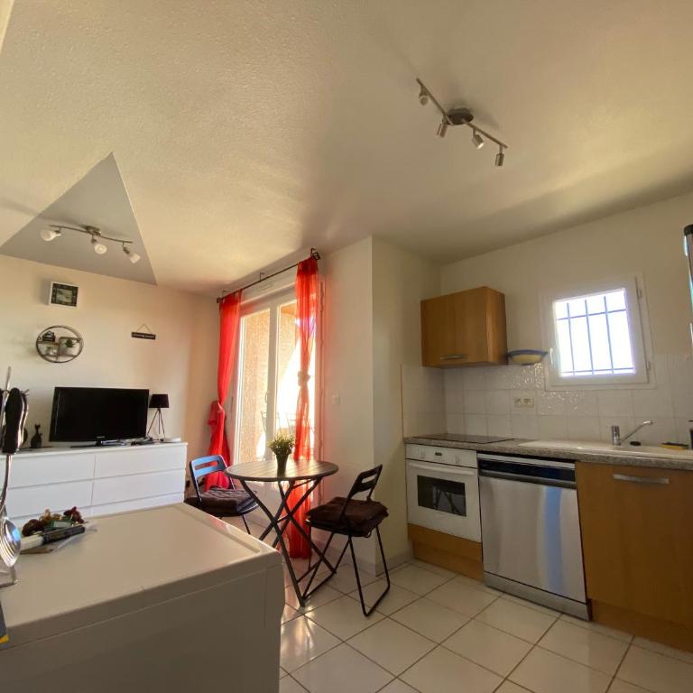 T3 vue mer et plage, avec wifi et parking - Haus mit 2 Schlafzimmern - 25