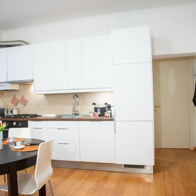 Piazza Testaccio Home appartamento E 2 Accogliente e Silenzioso - Appartamento con 1 Camera da Letto - 3