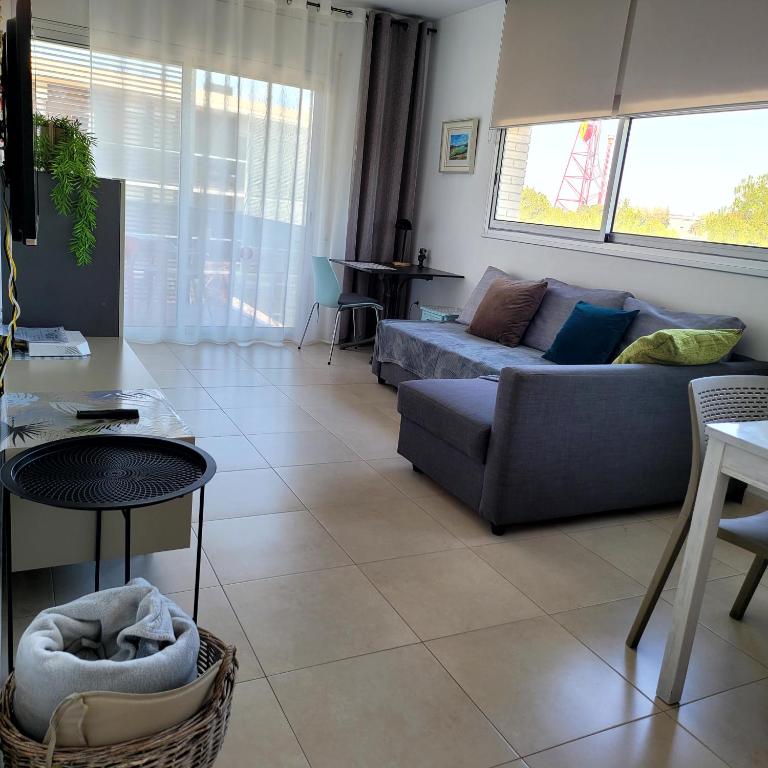 Entre mar y PortAventura - Two-Bedroom Apartment - 9