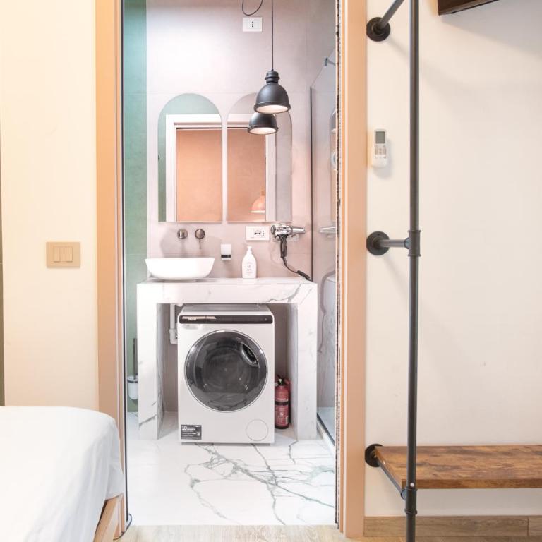 Pink Flamingo Balcony Studio by Central Station - Appartamento con 1 Camera da Letto - 2