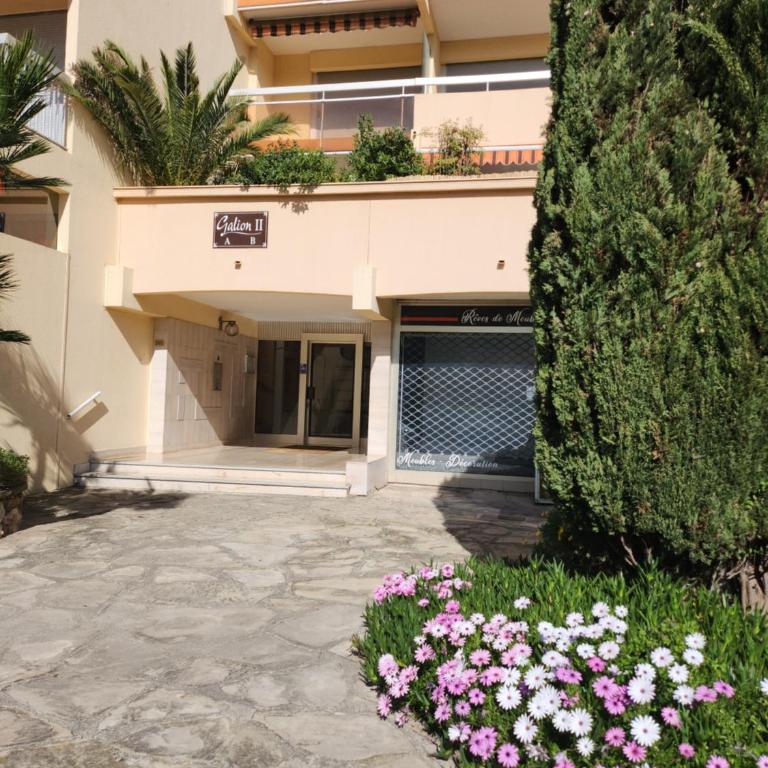 STUDIO de VACANCES FREJUS PLAGE - Appartement 1 Chambre - 9