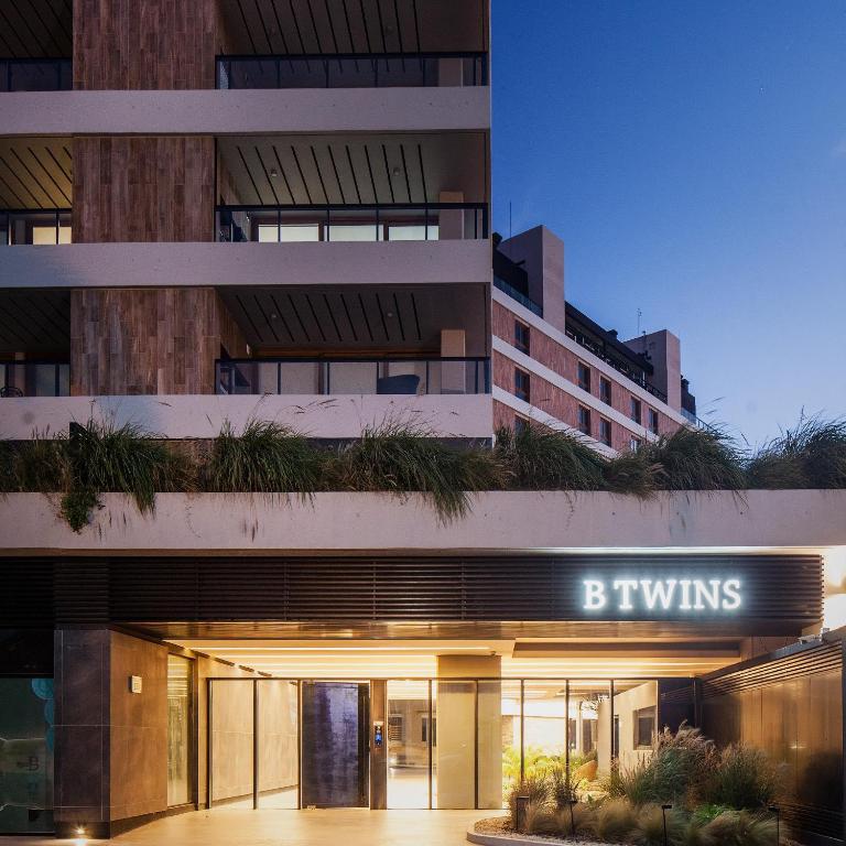 BTWINS Pinamar Dpto Top 8vo al mar c balcon c parrilla c cochera Pileta cubierta descubierta sauna gym cine - Apartamento de 1 dormitorio - 4