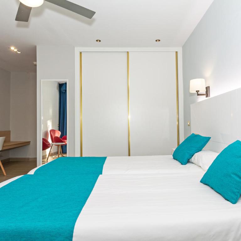 Apartamentos Panorama Adults Only - Estudio Deluxe con vistas al jardín - 8
