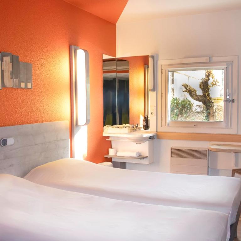 Ibis Budget Fréjus Capitou - Chambre Lits Jumeaux - 4