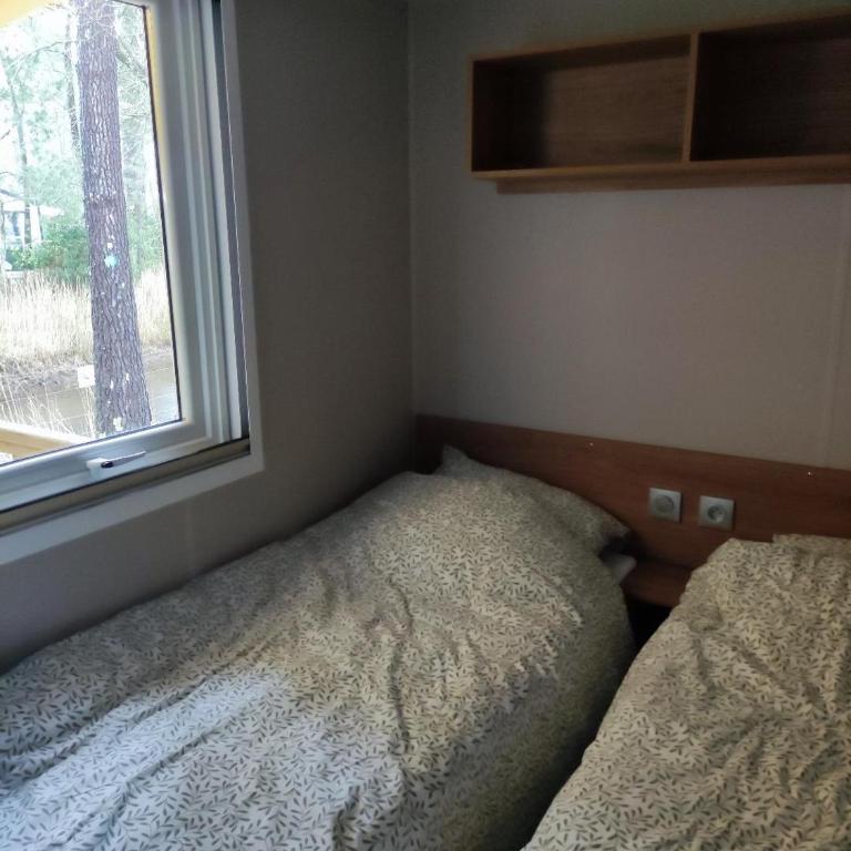 Mobil-home dans camping 4 étoiles 6 à 8 personnes 40m2 - Mobile Home - 7