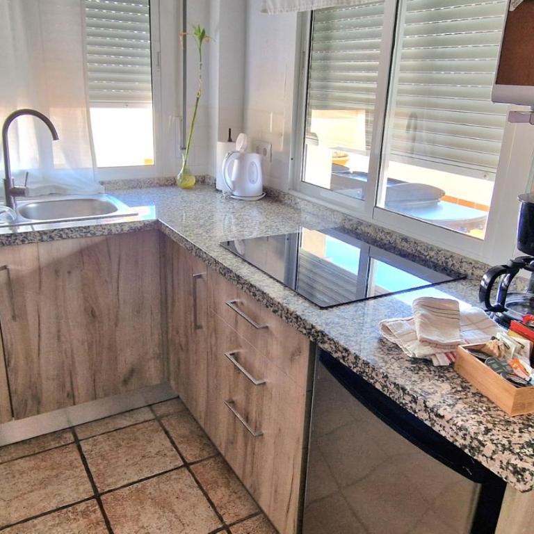 Apartamentos Latin - Estudio - Ático - 8