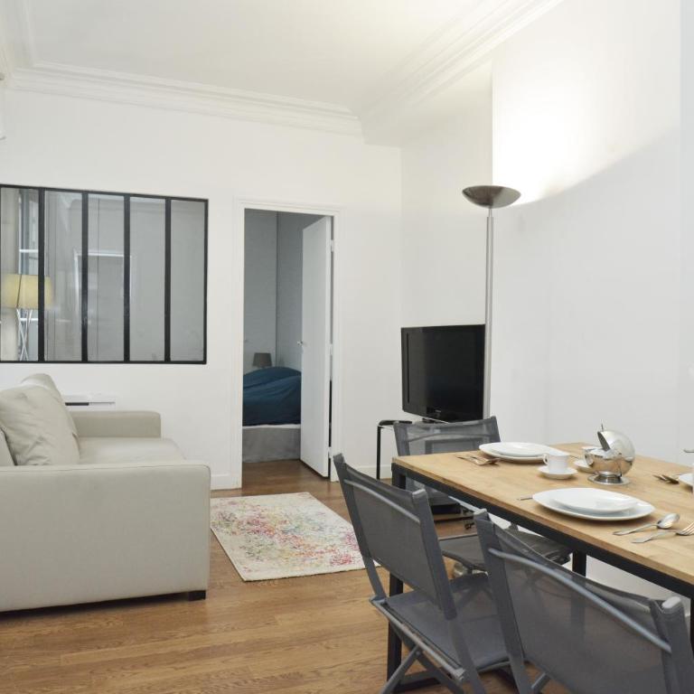 -Votre nid familial parisien - Batignolles - Appartement 2 Chambres - 1