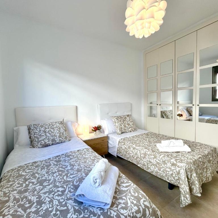 GATU Cream, terraza, parking, aire acc, piscina común " Preferente mayores de 25 años y familias " - Apartamento de 2 dormitorios - 9