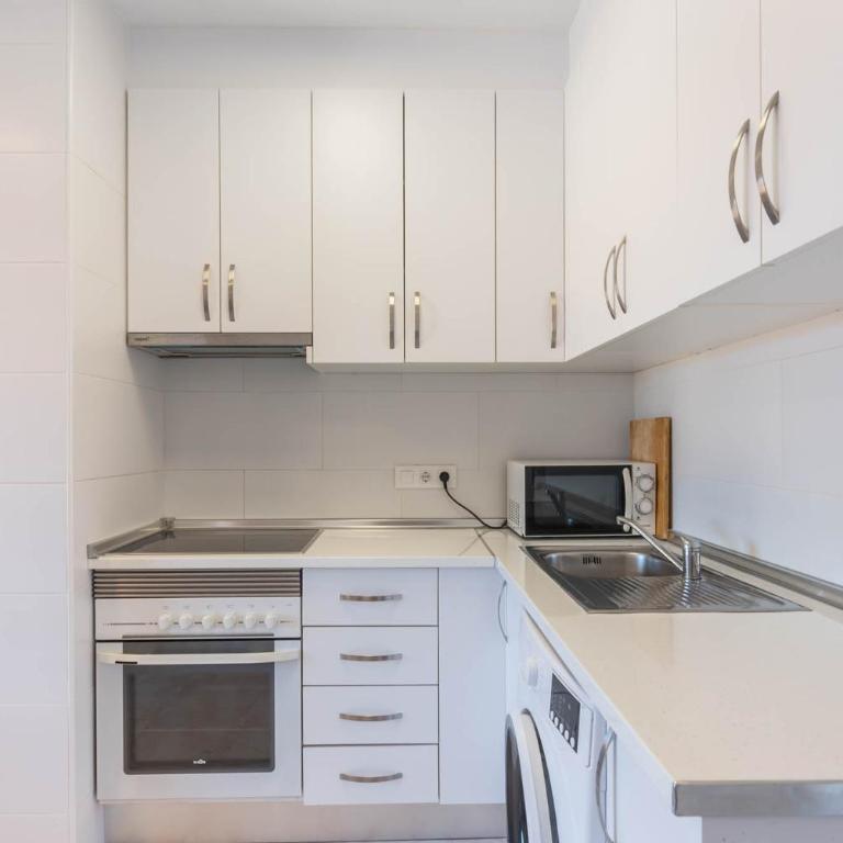 URBANIZACIÓN COPACABANA - La Manga del Mar Menor KM2 - Vistas a Mediterráneo Dormitorio doble y sofá-cama - Apartamento de 1 dormitorio - 8