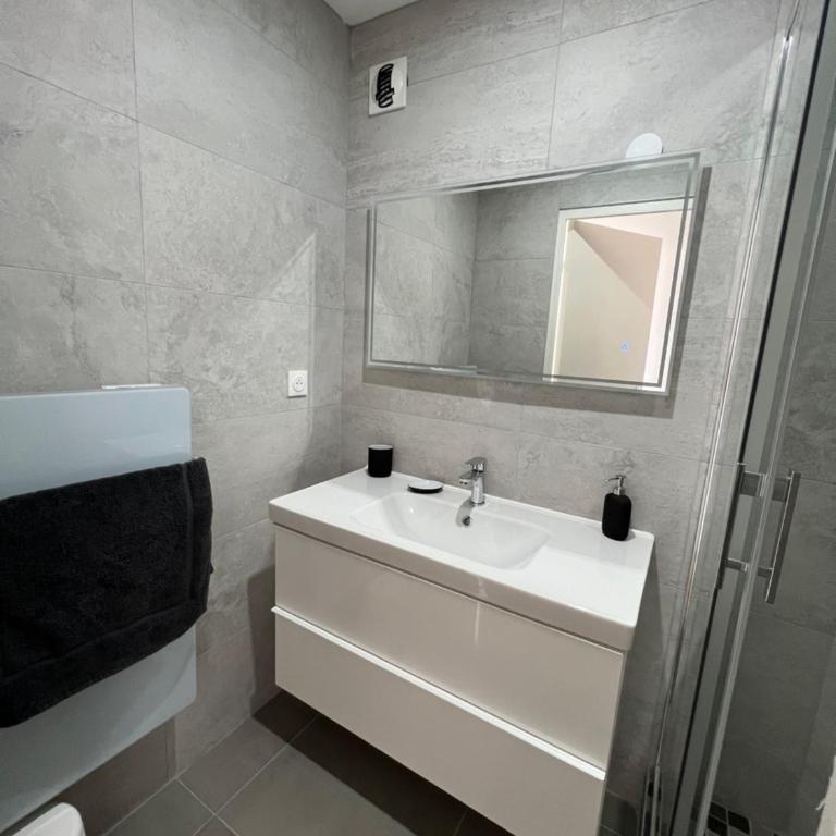 Super 4 Pièces refait à neuf - Apartamento de 3 dormitorios - 6
