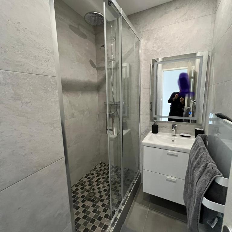 Super 4 Pièces refait à neuf - Apartamento de 3 dormitorios - 11