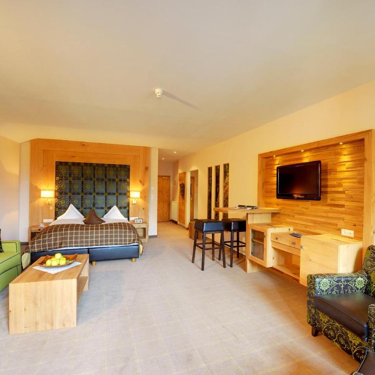 Hotel Chalet Das Alpenschlössel - Suite Familiar con balcón - 1