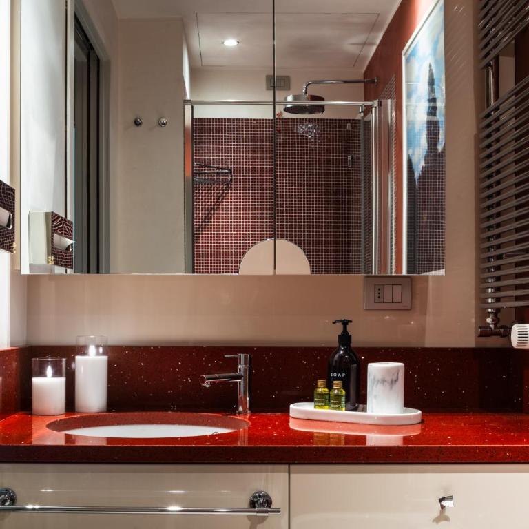 Grand Canal Luxury Apartments With Terrace R&R - Two-Bedroom Apartment - 26