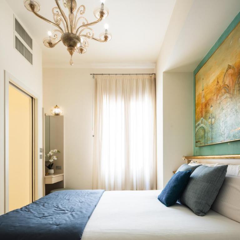Grand Canal Luxury Apartments With Terrace R&R - Two-Bedroom Apartment - 24