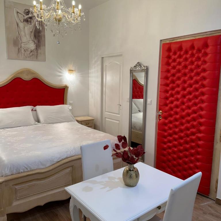 Petit studio presbytère dans L'Église - Deluxe Studio - 1