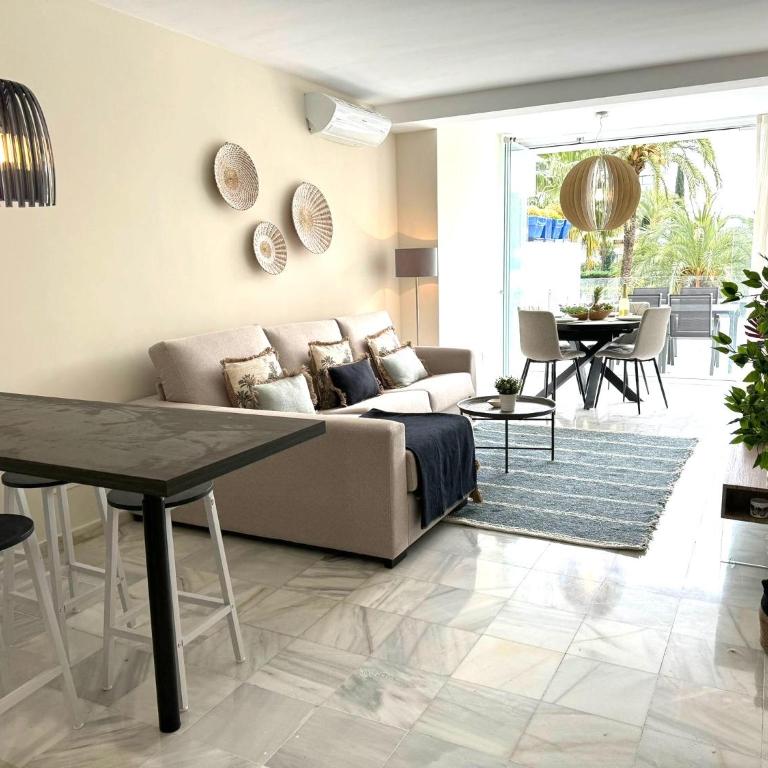 Paraiso del Mar parking y piscina 454 - Two-Bedroom Apartment - 17