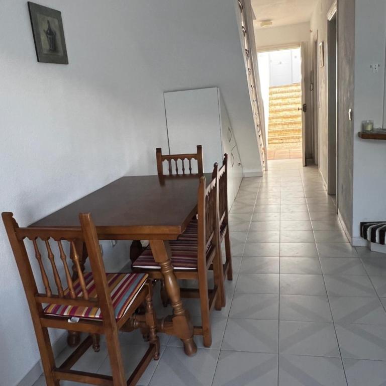 Beautiful and spacious 3 Rooms Duplex with big terrace and nice views to pool and garden - Apartment mit Poolblick - 10
