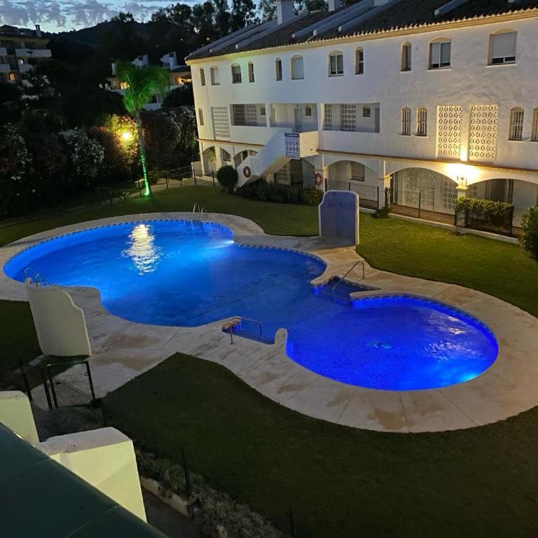 Beautiful and spacious 3 Rooms Duplex with big terrace and nice views to pool and garden - Apartment mit Poolblick - 24