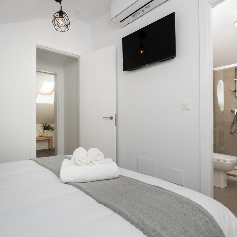 Duplex Buddha Málaga Centro - Apartamento Dúplex - 9
