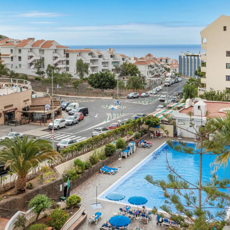 Castle Harbour Holiday Home Heated Pool Views by LoveTenerife - Apartamento con vistas a la piscina - 1
