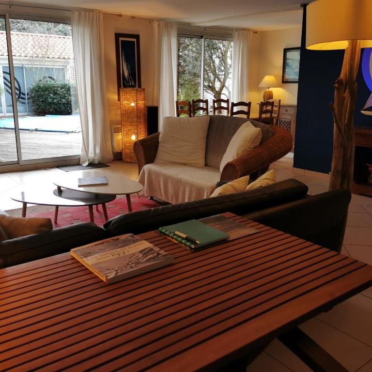 L Oliveraie - Piscine chauffee - Casa con 3 Camere da Letto - 4