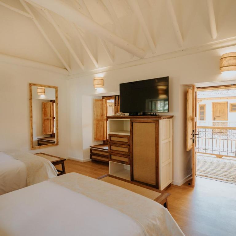 Hotel La Corada - Habitación Doble - 2 camas - 11