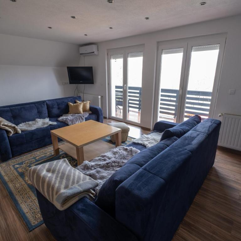 Studio Apartman Mak - Two-Bedroom House - 11