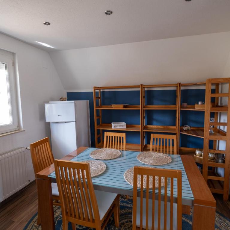 Studio Apartman Mak - Two-Bedroom House - 19