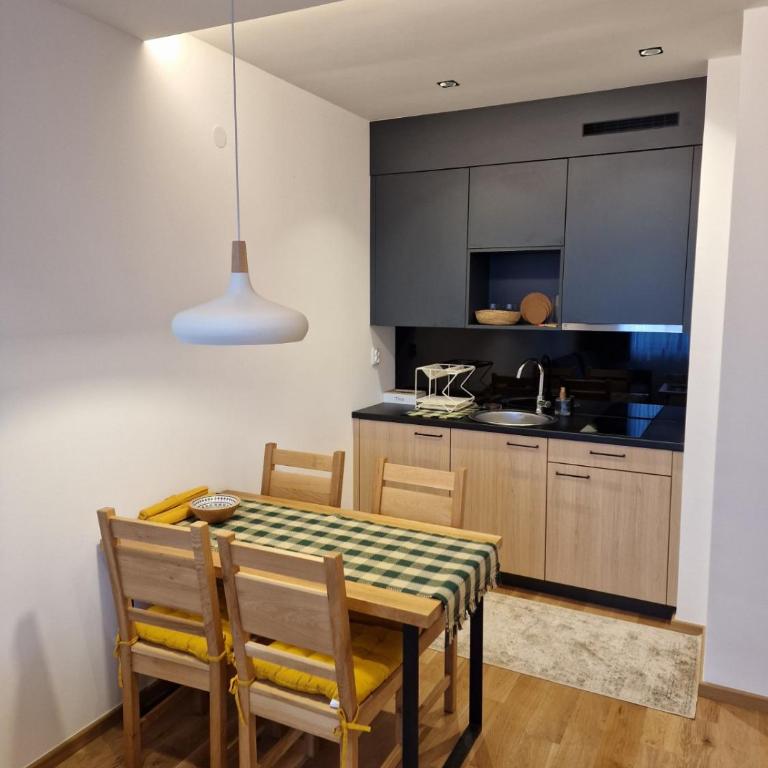ZLATNI JAVOR 312 - One-Bedroom Apartment - 2