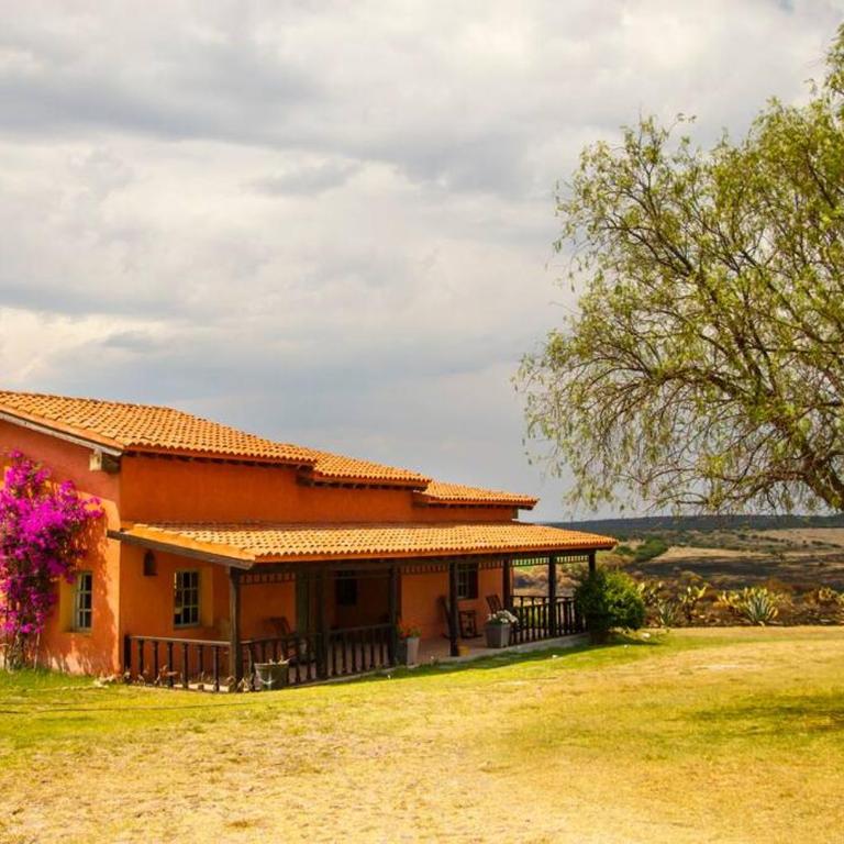 Casa 1 - Beautiful house at San Miguel with pool and views. - Two-Bedroom Apartment - 12