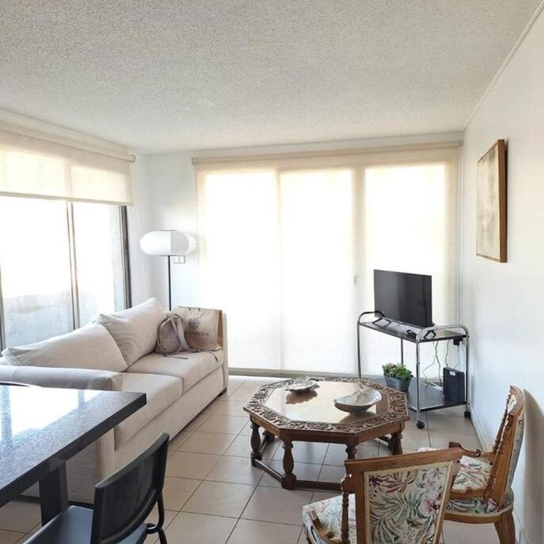 Recién renovado! Elegancia y comodidad en Bellavista - Apartamento de 2 dormitorios - 8