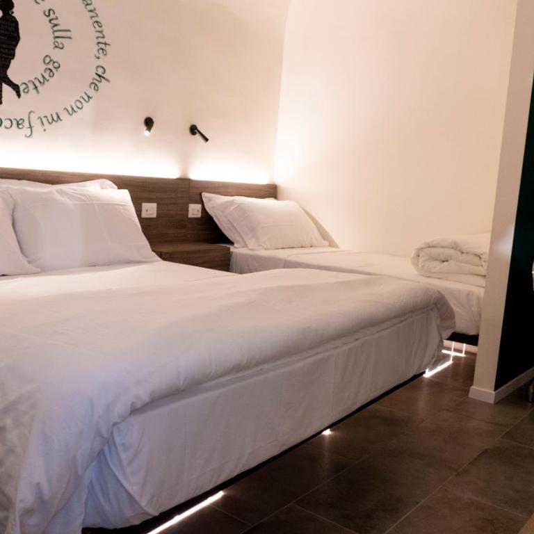 Notti d'Autore Suites - Junior Suite with Terrace - 11