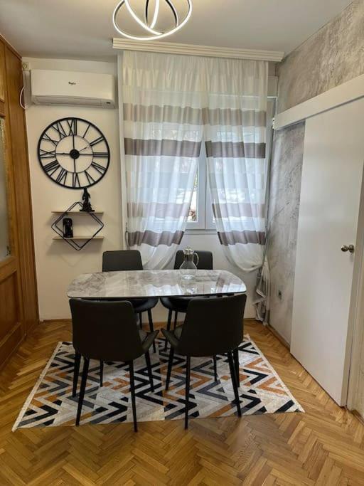 Apartman Budva 1 - Apartman sa 1 Spavaćom Sobom - 13
