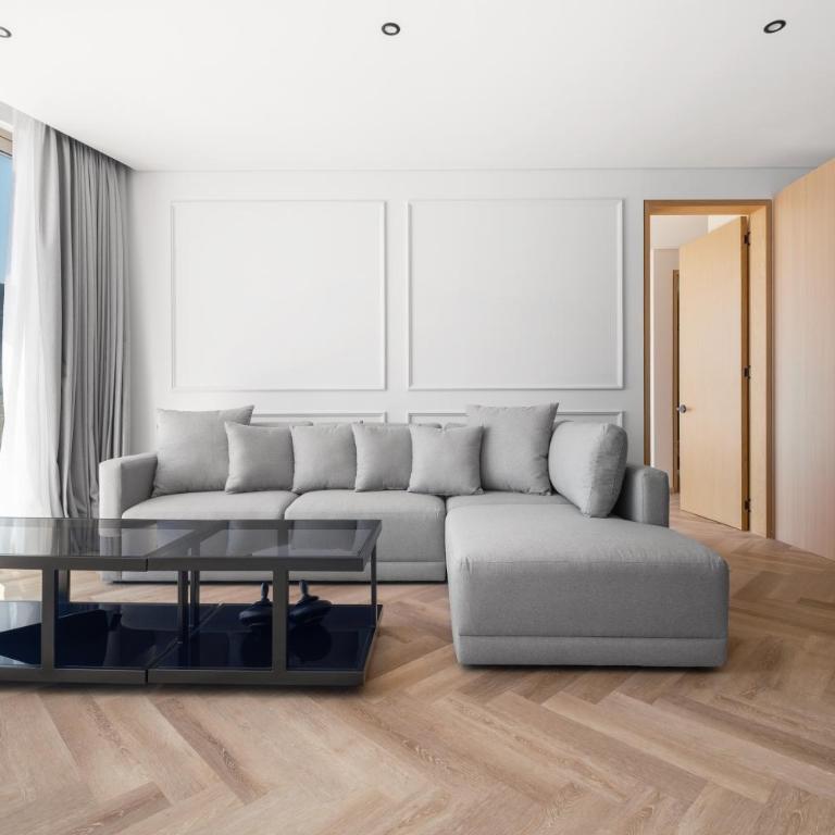 Casa Cibeles by Lumina - Three-Bedroom Apartment - 12