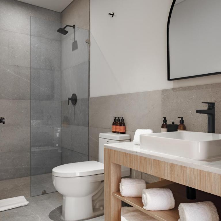 Casa Cibeles by Lumina - Three-Bedroom Apartment - 8