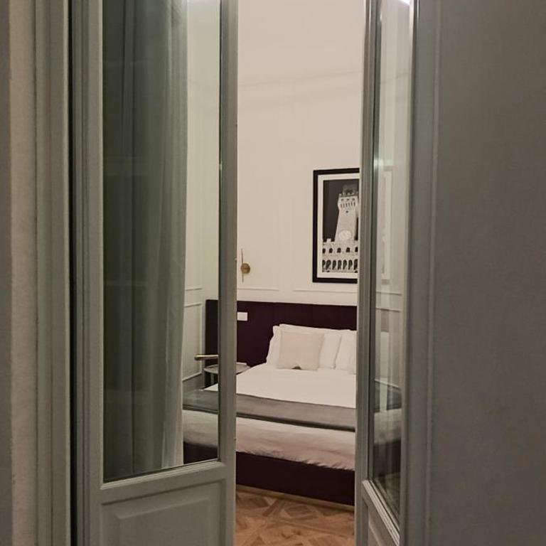 Suite Residenza Quartieri Storici Duomo - Family Room with Terrace - 37