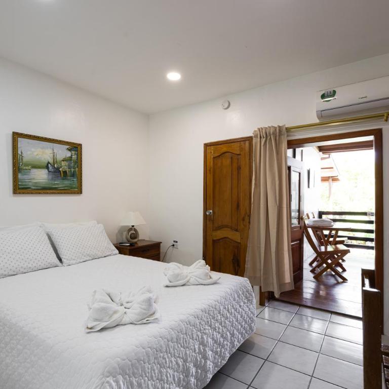 La Peregrina Galapagos B&B - Habitación Doble Económica - 6