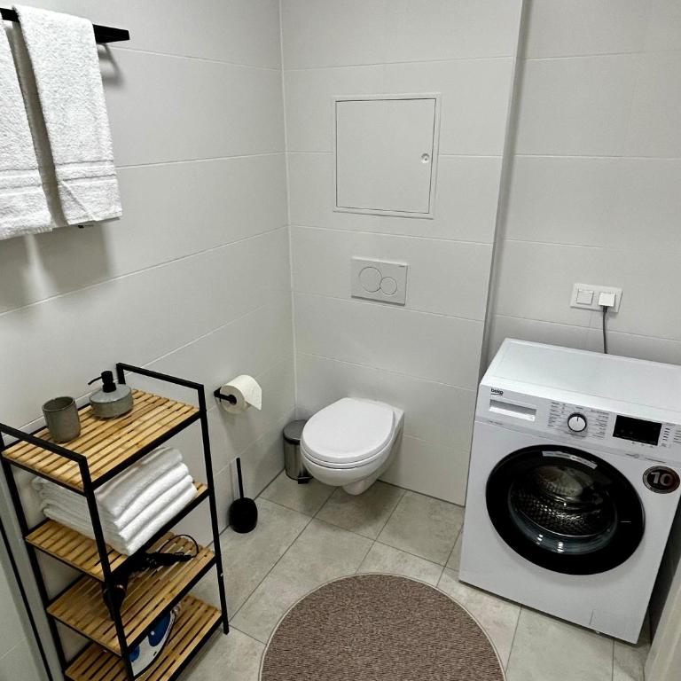 SHOME Apartments Graz I Self Check-in I Free Parking - Apartment mit Terrasse - 18