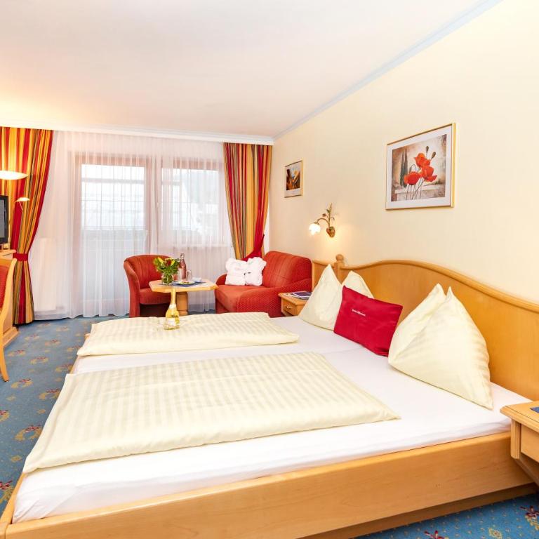 Berg & SPA Hotel Urslauerhof - Junior Suite mit Balkon - 7