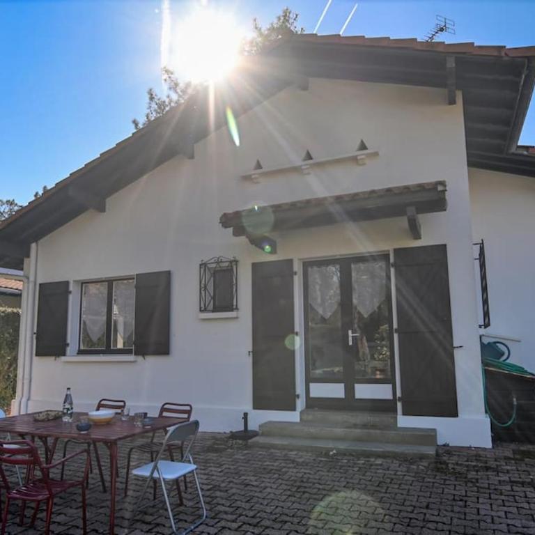 Villa Makila - 6 people. - 20m from Lake Hossegor - Three-Bedroom House - 42