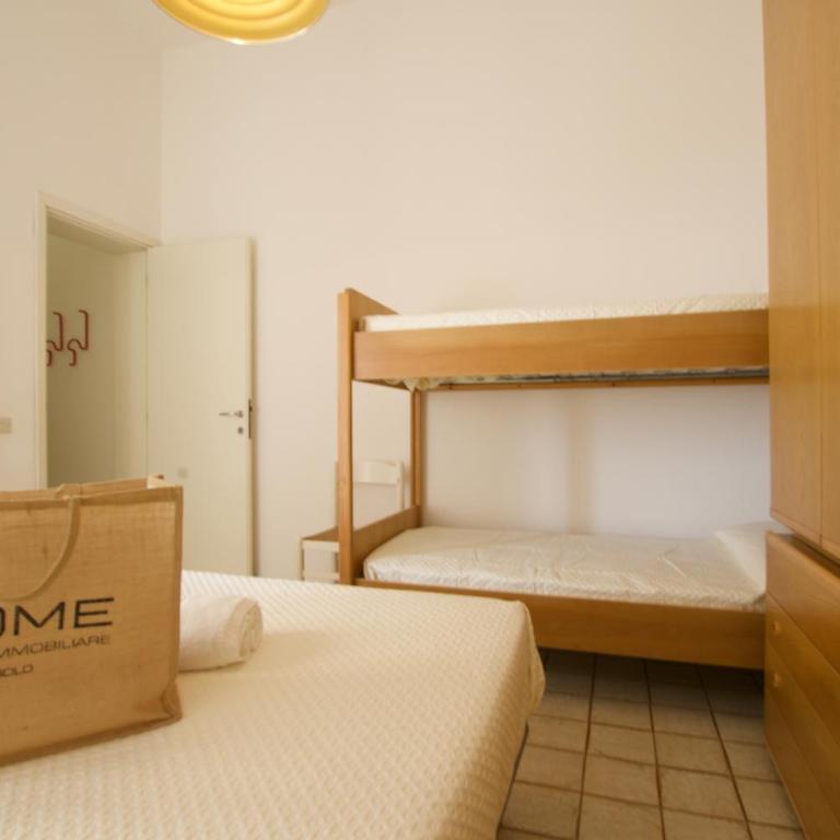 Bagni Miramare - Home Immobiliare Jesolo - Appartamento con 1 Camera da Letto - 15